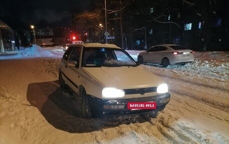 Volkswagen Golf III, 1993 год, 200 000 рублей, 2 фотография
