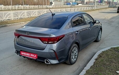 KIA Rio IV, 2021 год, 1 760 000 рублей, 10 фотография