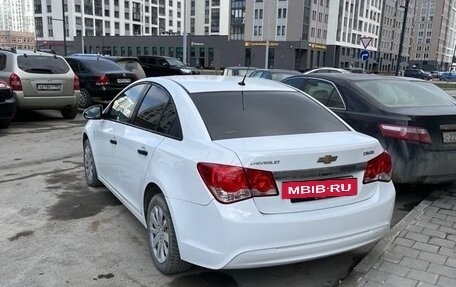 Chevrolet Cruze II, 2013 год, 825 000 рублей, 4 фотография