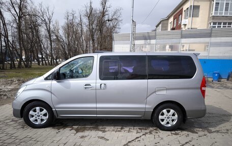 Hyundai Grand Starex Grand Starex I рестайлинг 2, 2017 год, 2 800 000 рублей, 7 фотография