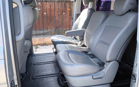 Hyundai Grand Starex Grand Starex I рестайлинг 2, 2017 год, 2 800 000 рублей, 10 фотография