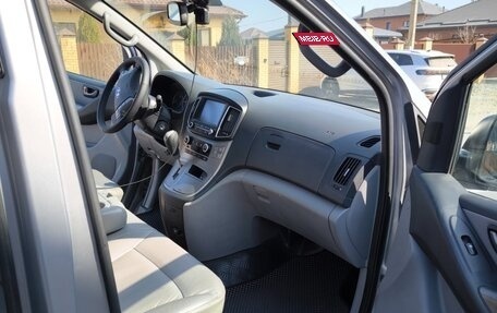 Hyundai Grand Starex Grand Starex I рестайлинг 2, 2017 год, 2 800 000 рублей, 13 фотография