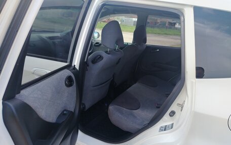 Honda Fit III, 2003 год, 320 000 рублей, 15 фотография