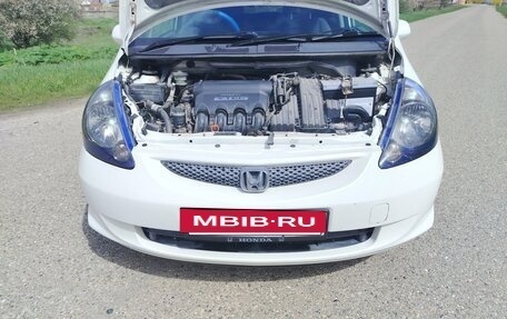 Honda Fit III, 2003 год, 320 000 рублей, 21 фотография