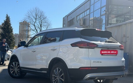 Geely Atlas, 2022 год, 1 889 000 рублей, 6 фотография