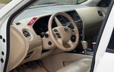 Nissan Pathfinder, 2013 год, 1 450 000 рублей, 7 фотография