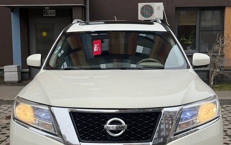 Nissan Pathfinder, 2013 год, 1 450 000 рублей, 2 фотография