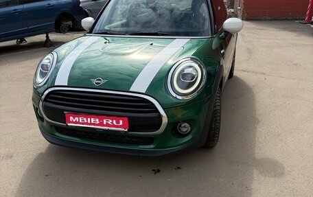 MINI Hatch, 2020 год, 2 410 000 рублей, 1 фотография