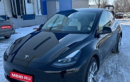 Tesla Model Y I, 2023 год, 4 570 000 рублей, 1 фотография
