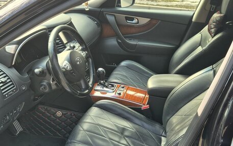 Infiniti QX70, 2013 год, 1 700 000 рублей, 8 фотография