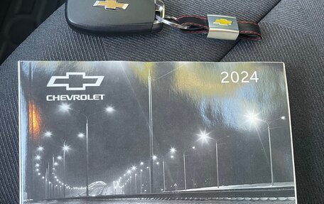 Chevrolet Trax, 2023 год, 2 180 000 рублей, 2 фотография