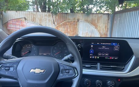 Chevrolet Trax, 2023 год, 2 180 000 рублей, 22 фотография