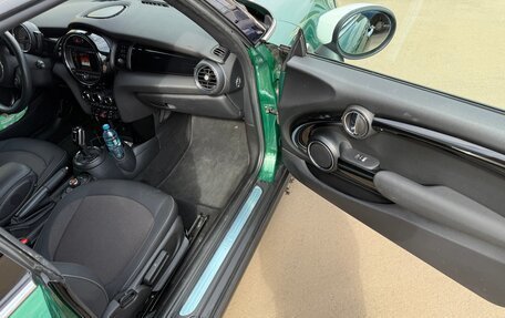 MINI Hatch, 2020 год, 2 410 000 рублей, 8 фотография