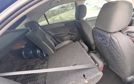 Skoda Rapid I, 2015 год, 780 000 рублей, 24 фотография