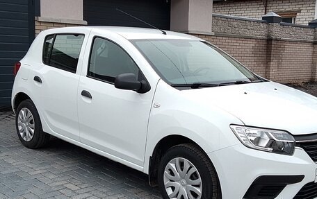 Renault Sandero II рестайлинг, 2019 год, 940 000 рублей, 5 фотография