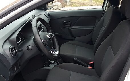 Renault Sandero II рестайлинг, 2019 год, 940 000 рублей, 8 фотография