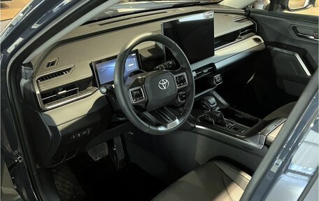 Toyota RAV4, 2026 год, 4 900 000 рублей, 12 фотография