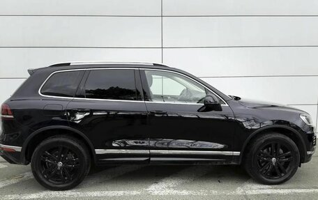 Volkswagen Touareg III, 2016 год, 2 360 000 рублей, 4 фотография