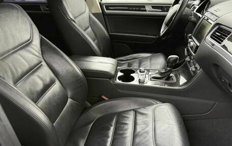 Volkswagen Touareg III, 2016 год, 2 360 000 рублей, 15 фотография