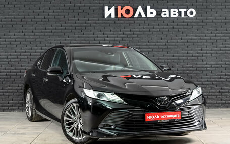 Toyota Camry, 2019 год, 2 850 000 рублей, 4 фотография