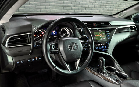 Toyota Camry, 2019 год, 2 850 000 рублей, 13 фотография