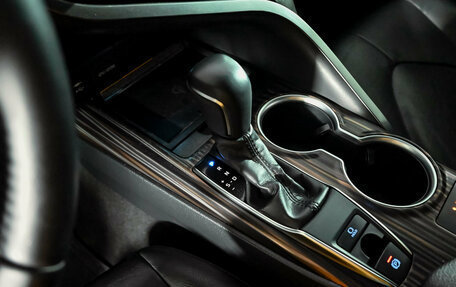 Toyota Camry, 2019 год, 2 850 000 рублей, 16 фотография