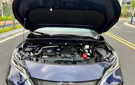 Toyota Harrier, 2022 год, 4 670 000 рублей, 6 фотография