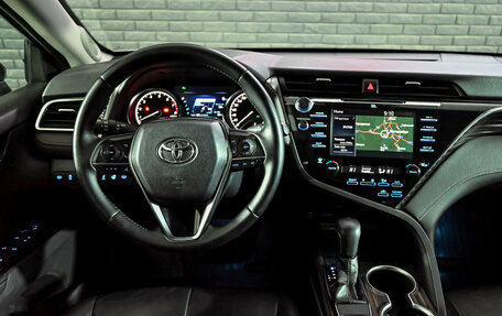 Toyota Camry, 2019 год, 2 850 000 рублей, 20 фотография