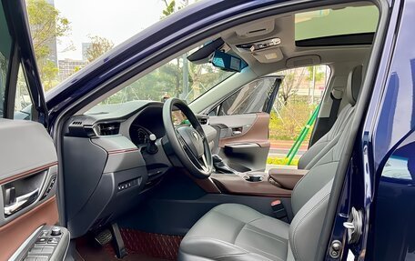 Toyota Harrier, 2022 год, 4 670 000 рублей, 10 фотография