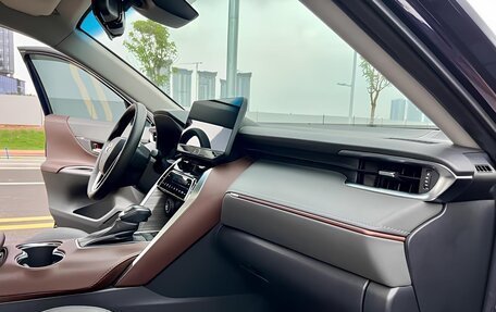 Toyota Harrier, 2022 год, 4 670 000 рублей, 15 фотография