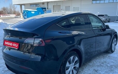 Tesla Model Y I, 2023 год, 4 570 000 рублей, 3 фотография
