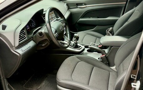 Hyundai Elantra VI рестайлинг, 2019 год, 1 650 000 рублей, 12 фотография