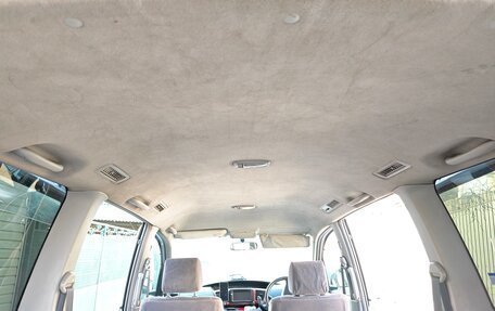 Toyota Noah III, 2003 год, 820 000 рублей, 14 фотография