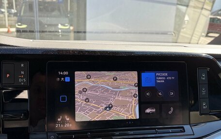 Volkswagen Multivan, 2022 год, 6 280 000 рублей, 20 фотография