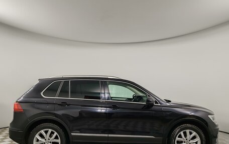 Volkswagen Tiguan II, 2017 год, 1 849 000 рублей, 4 фотография