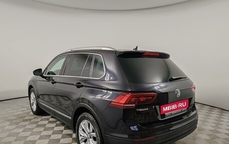 Volkswagen Tiguan II, 2017 год, 1 849 000 рублей, 7 фотография