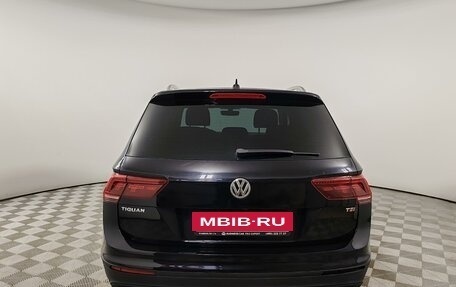Volkswagen Tiguan II, 2017 год, 1 849 000 рублей, 6 фотография