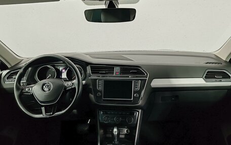 Volkswagen Tiguan II, 2017 год, 1 849 000 рублей, 14 фотография