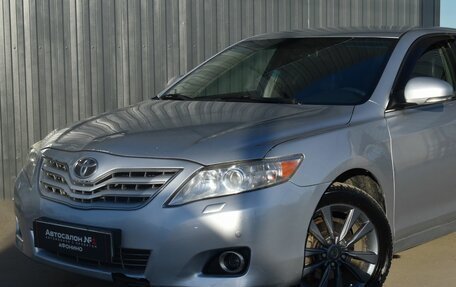 Toyota Camry, 2010 год, 819 999 рублей, 1 фотография