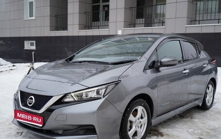 Nissan Leaf II, 2018 год, 1 480 000 рублей, 1 фотография