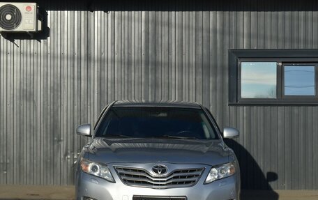 Toyota Camry, 2010 год, 819 999 рублей, 3 фотография