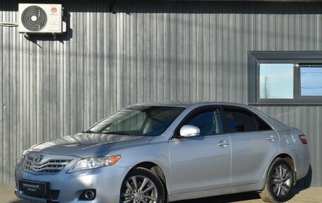 Toyota Camry, 2010 год, 819 999 рублей, 2 фотография