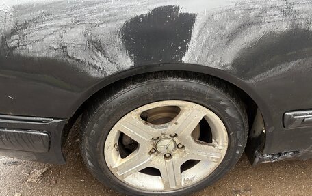 Mercedes-Benz E-Класс, 1996 год, 90 000 рублей, 4 фотография