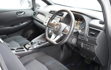 Nissan Leaf II, 2018 год, 1 480 000 рублей, 7 фотография