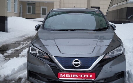 Nissan Leaf II, 2018 год, 1 480 000 рублей, 2 фотография