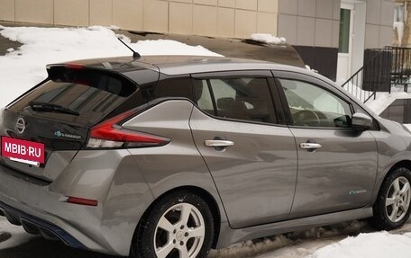 Nissan Leaf II, 2018 год, 1 480 000 рублей, 4 фотография