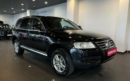 Volkswagen Touareg III, 2005 год, 697 000 рублей, 1 фотография