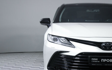 Toyota Camry, 2021 год, 3 349 700 рублей, 31 фотография