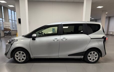 Toyota Sienta II, 2021 год, 1 285 000 рублей, 2 фотография