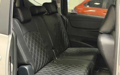 Toyota Sienta II, 2021 год, 1 285 000 рублей, 12 фотография